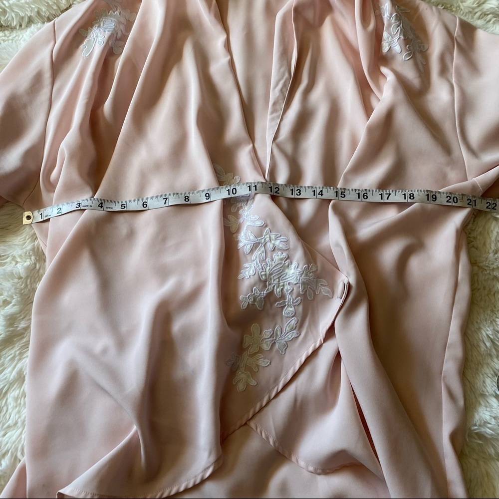 Victoria’s Secret Gold Label Draped Light Pink Long Sleeve Top Floral Details - Picture 6 of 11